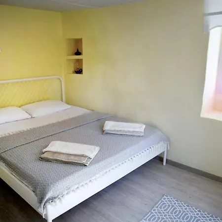 Detached House In Semesterbostad *