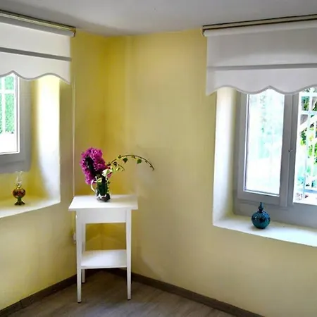 Detached House In Semesterbostad *